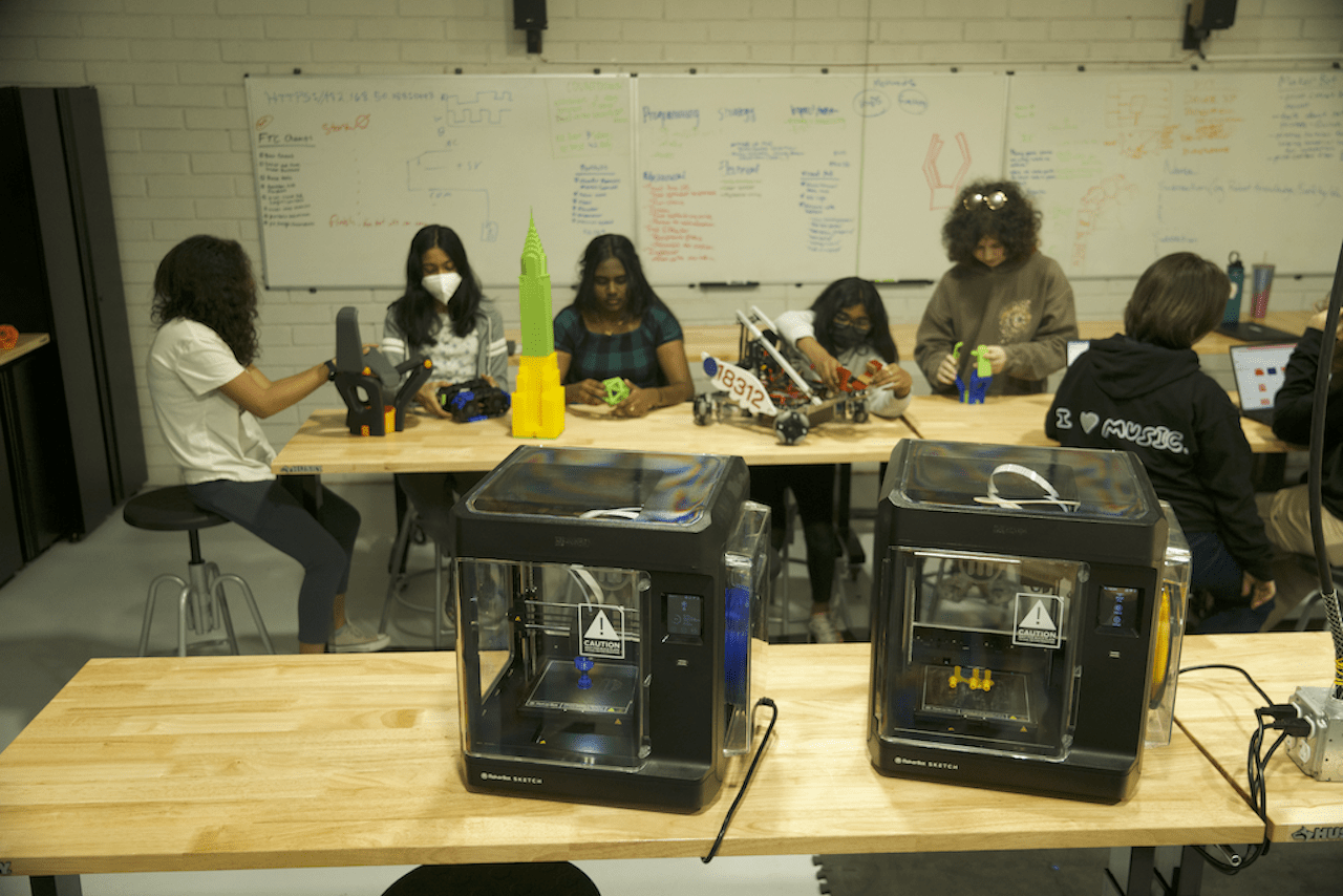 Si Se Puede provides students with the tools they need to succeed.